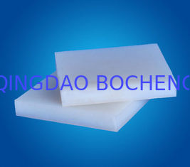 China Weißes PVDF Blatt der Natur-leicht maschinell bearbeitet mit hoher Chemikalienbeständigkeit fournisseur
